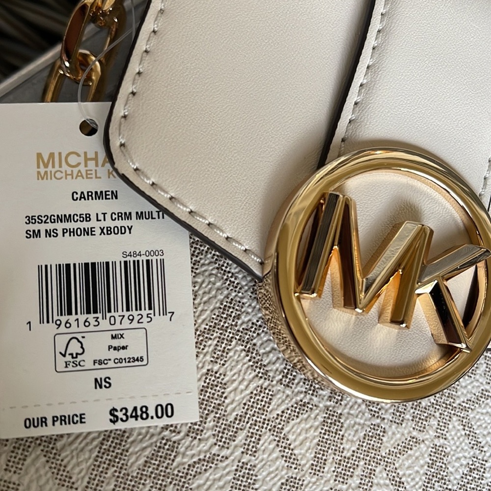 Michael Kors Carmen Small Logo Smartphone Crossbody Bag
Light Cream Multi - Picture 16 of 16